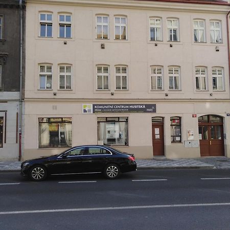 Studio Husitska 114/74 Prague Luaran gambar